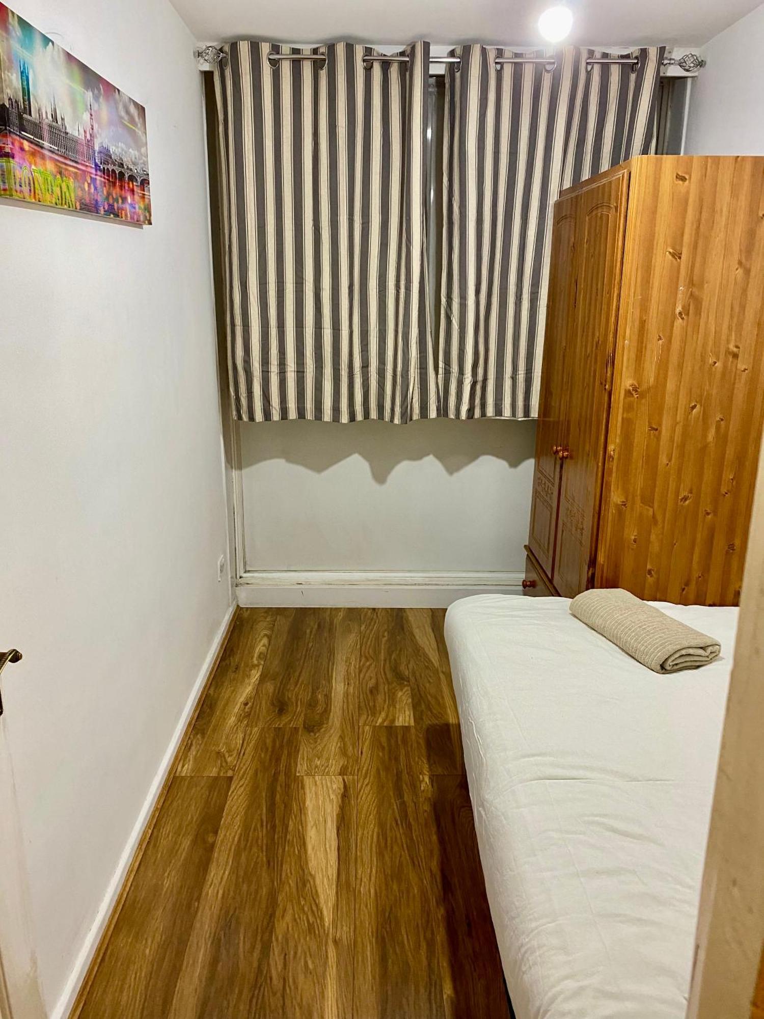 3 Bedroom Flat, Oxford Circus, W1w Apartament Londra
