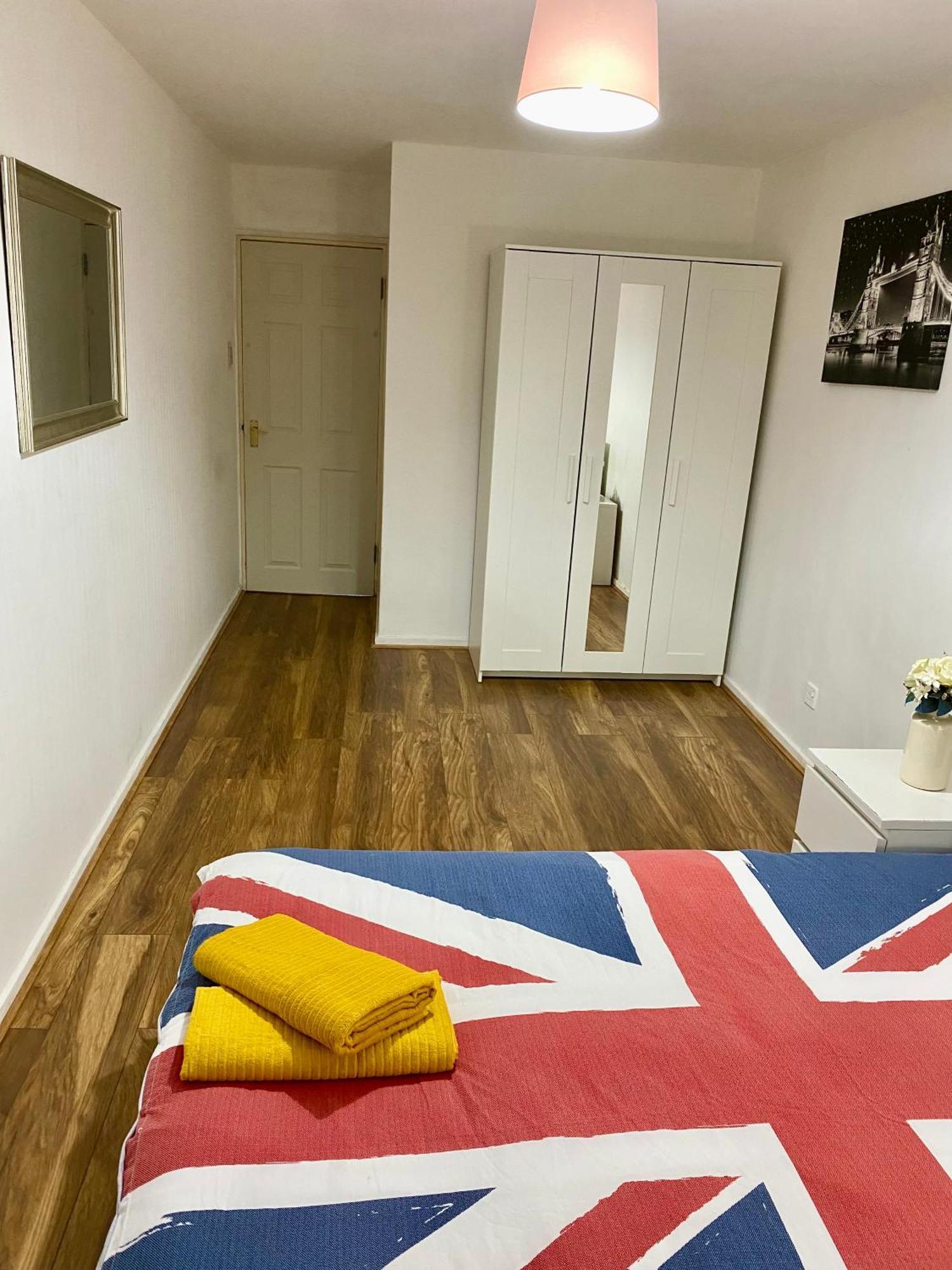 3 Bedroom Flat, Oxford Circus, W1w Apartament *