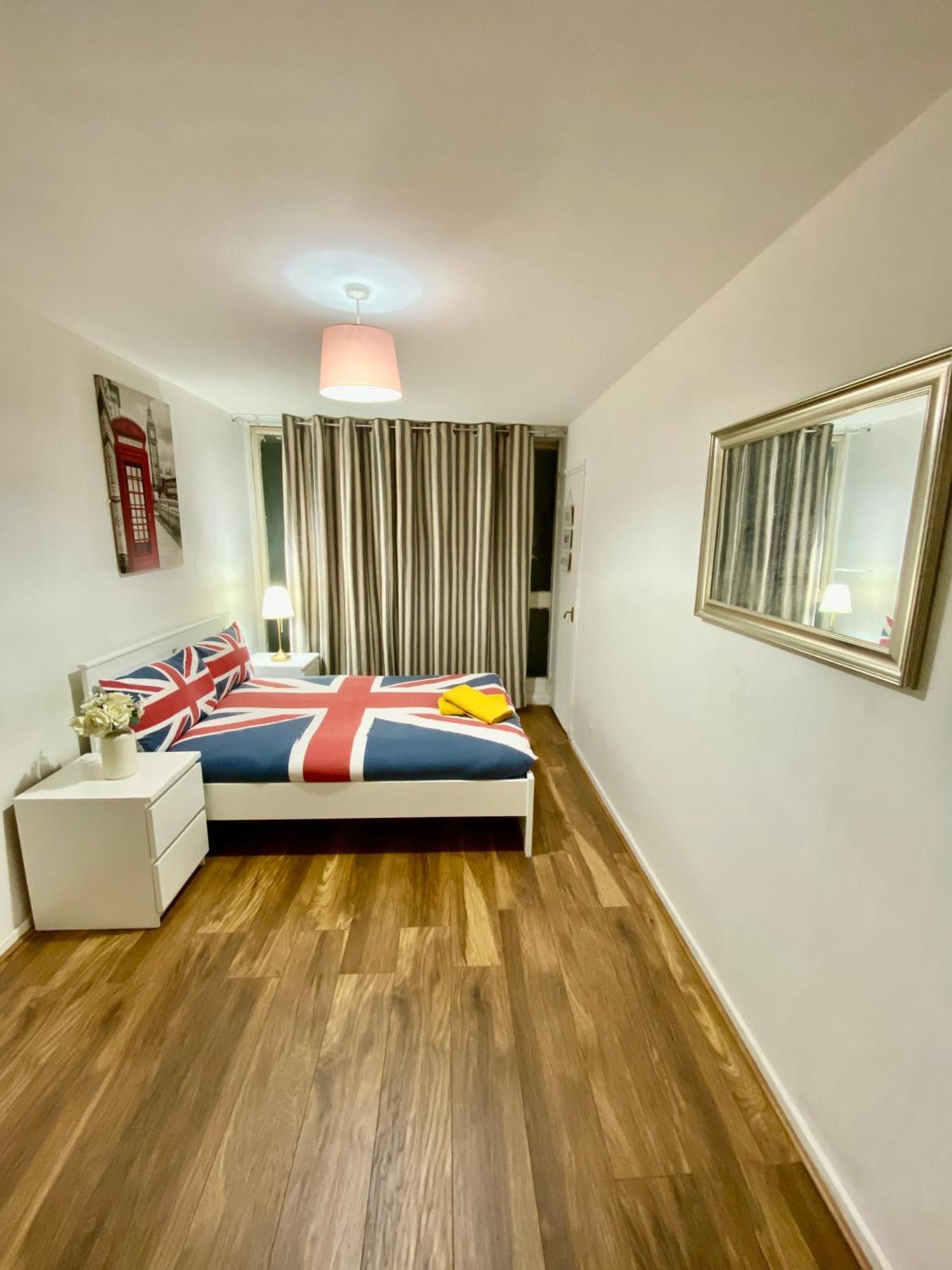 Apartament 3 Bedroom Flat, Oxford Circus, W1w Londra