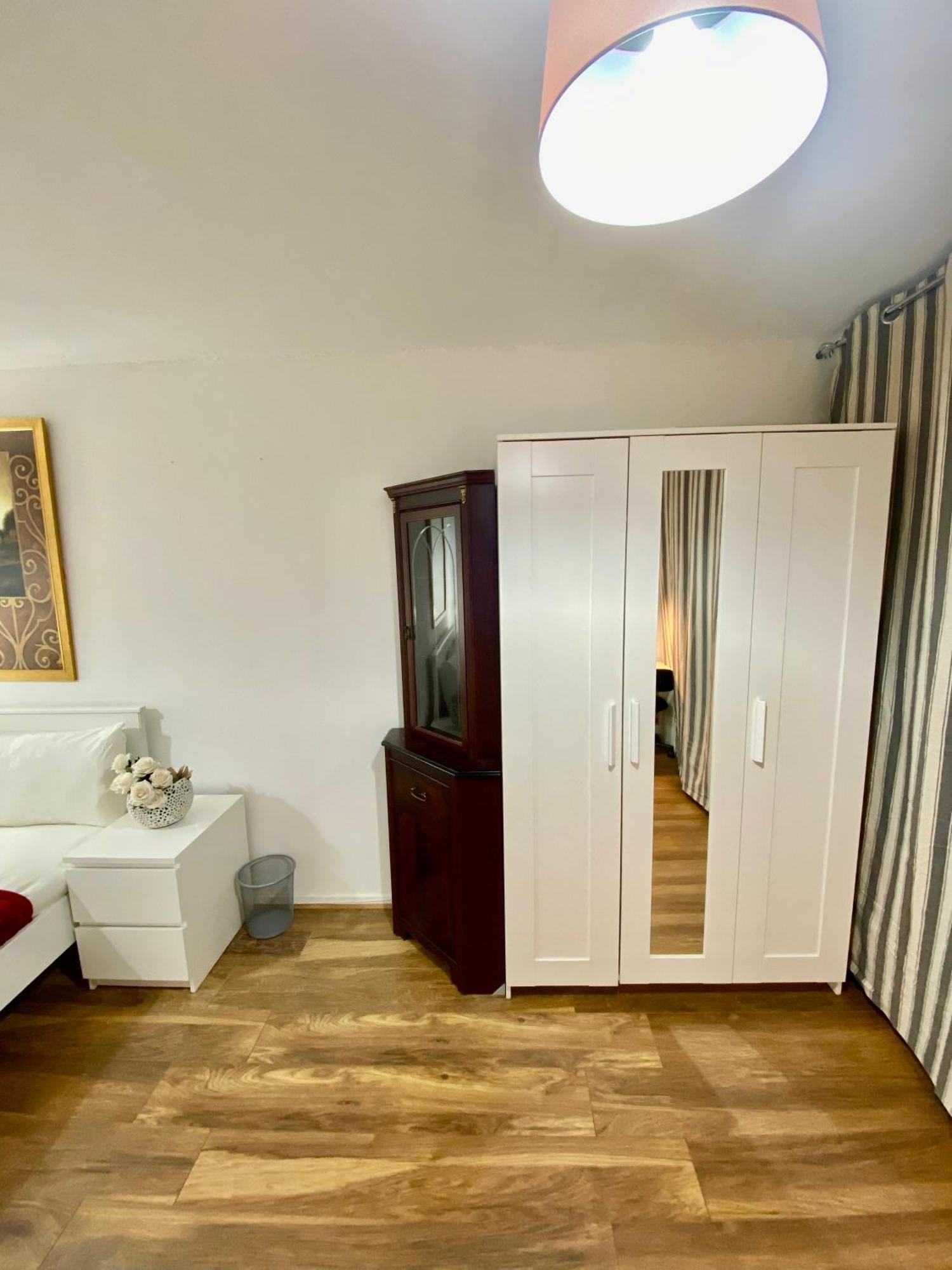 3 Bedroom Flat, Oxford Circus, W1w Londra